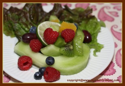 Valentine's Day Salad Idea - Melon cut-out with mixed fruit center