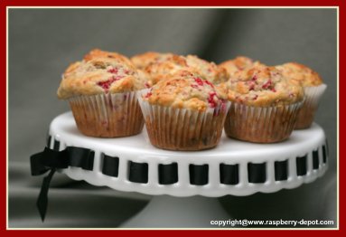Raspberry Apple Muffins