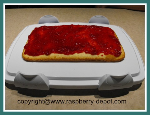 Making a Raspberry Cake How to