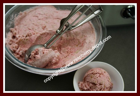 Raspberry Ice Cream Recipe to Make at Home with or without Ice Cream Maker